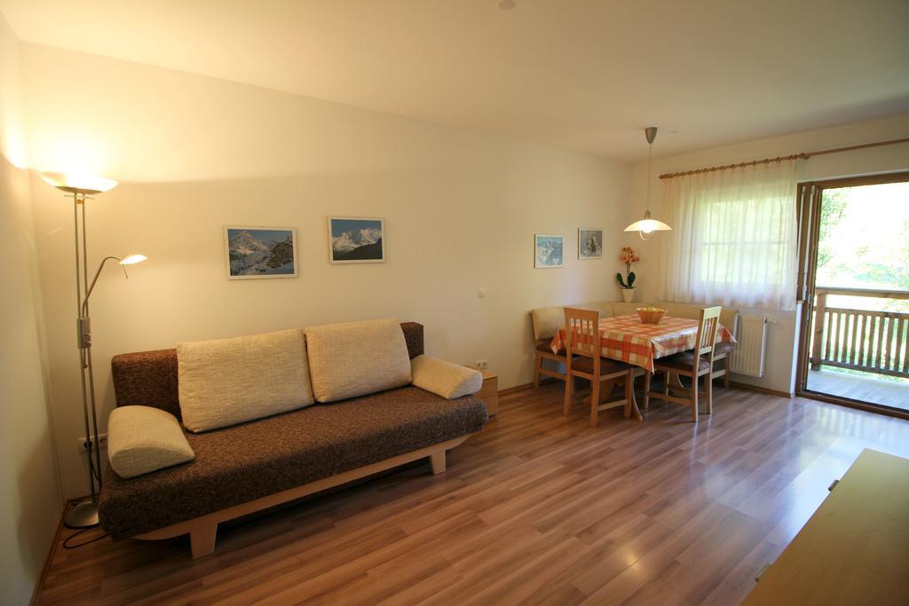 Apartments Im Winkl Brunico Exterior foto